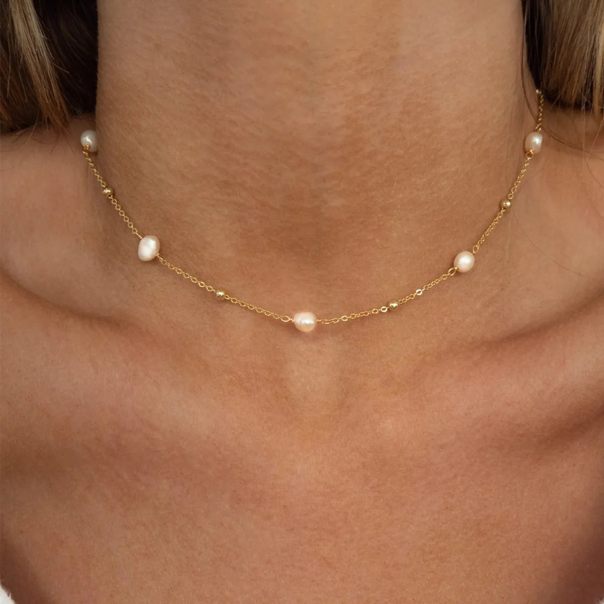 Collier minimaliste en perle d’eau douce – Acier inoxydable plaqué or 18 carats