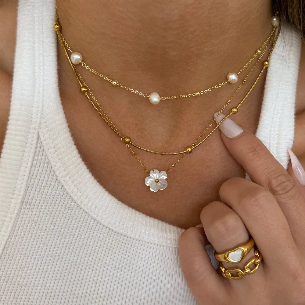 Collier minimaliste en perle d’eau douce – Acier inoxydable plaqué or 18 carats